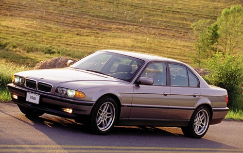 2000 BMW 7-Series VINs, Configurations, MSRP & Specs - AutoDetective